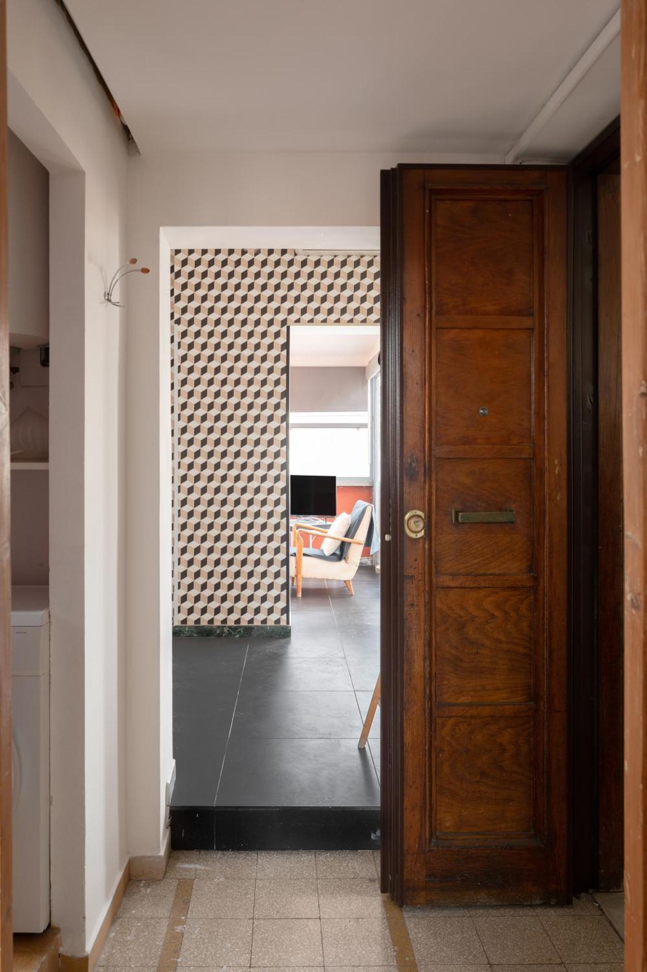 Attic With Terrace In San Lorenzo *